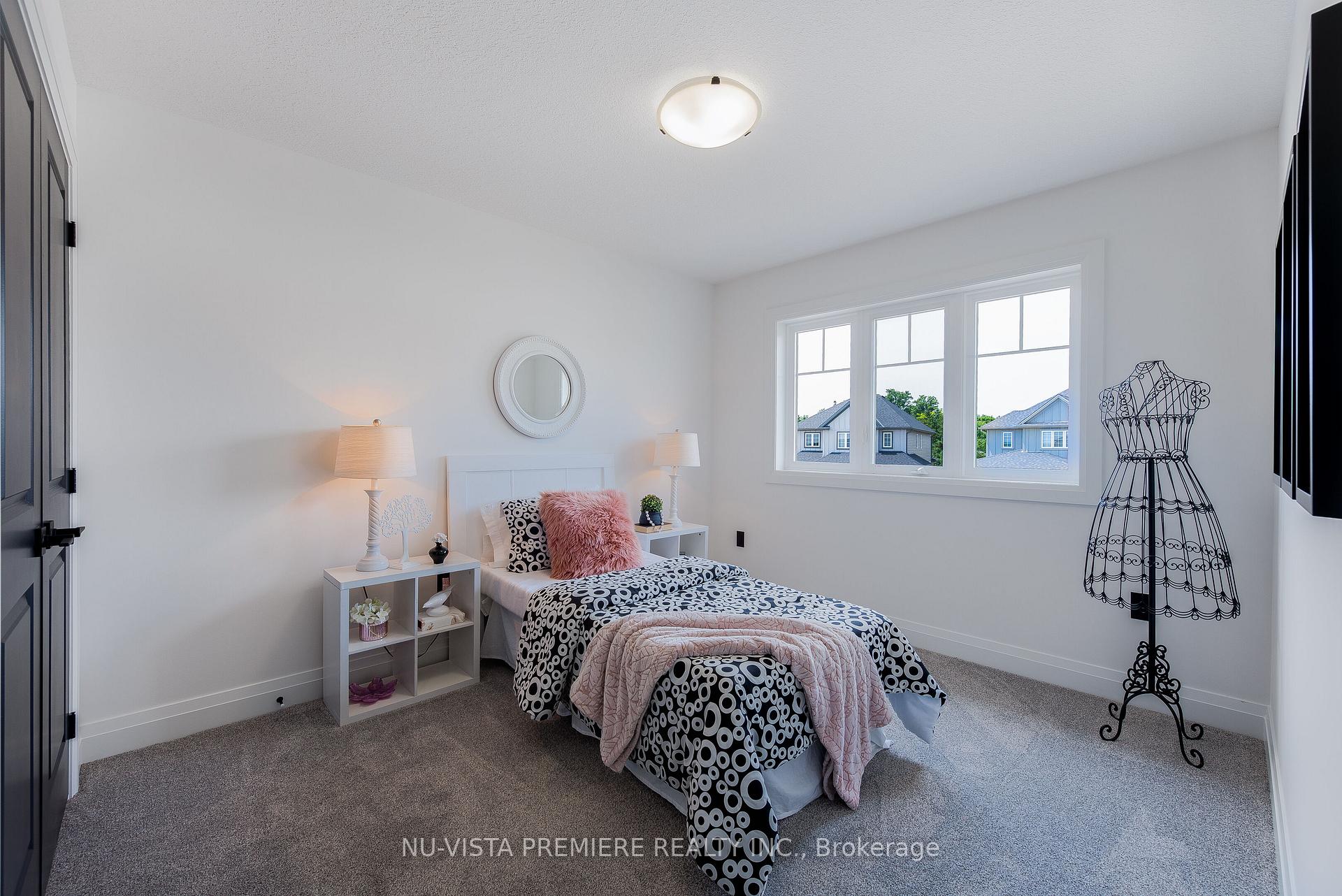 Photo 31 of 28 Basil Crescent, Middlesex Centre, Ilderton — HOMEH