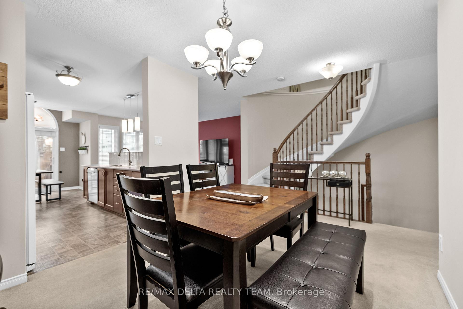Photo 8 of 1521 Carronbridge Circle, Ottawa, Kanata - Emerald Meadows/Trailwest — HOMEH