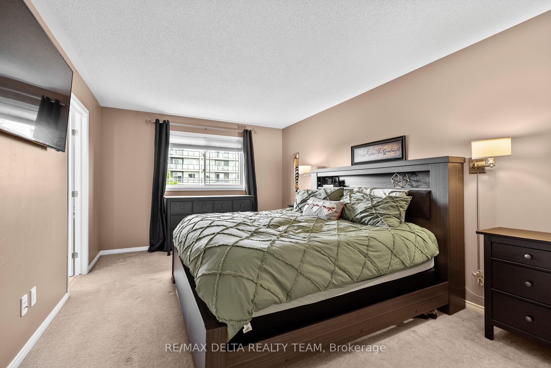 Photo 25 of 1521 Carronbridge Circle, Ottawa, Kanata - Emerald Meadows/Trailwest — HOMEH
