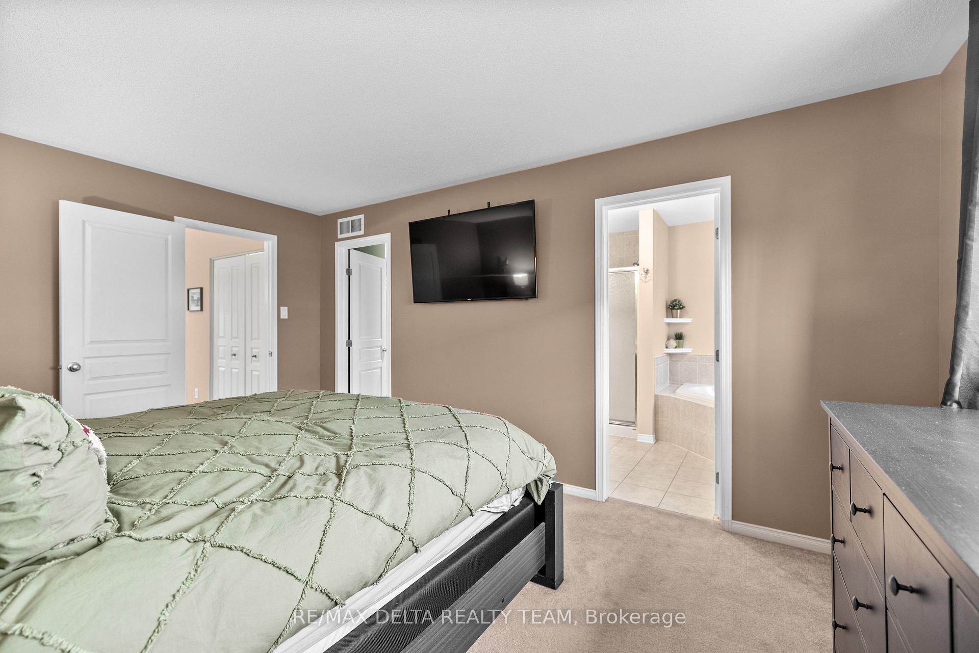 Photo 28 of 1521 Carronbridge Circle, Ottawa, Kanata - Emerald Meadows/Trailwest — HOMEH