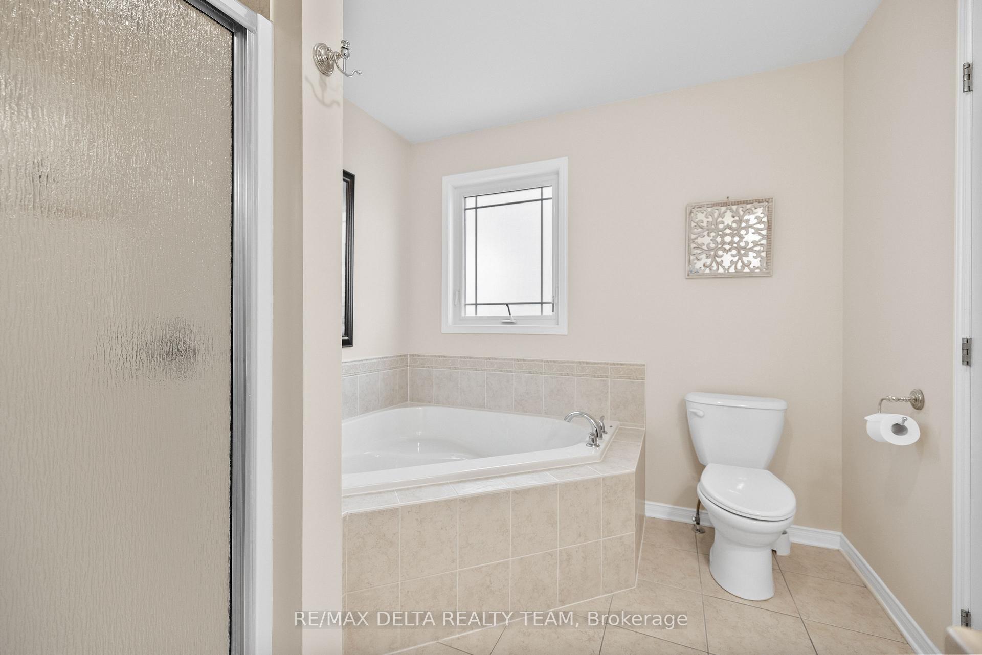 Photo 29 of 1521 Carronbridge Circle, Ottawa, Kanata - Emerald Meadows/Trailwest — HOMEH