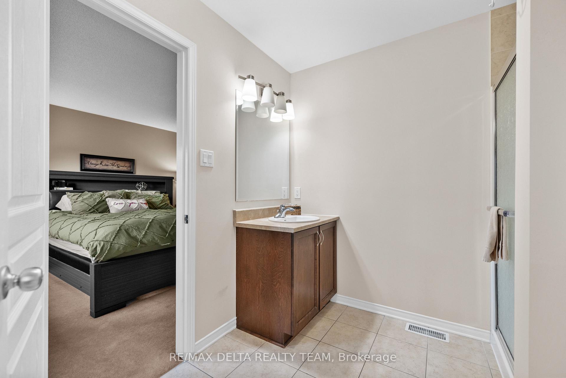 Photo 30 of 1521 Carronbridge Circle, Ottawa, Kanata - Emerald Meadows/Trailwest — HOMEH
