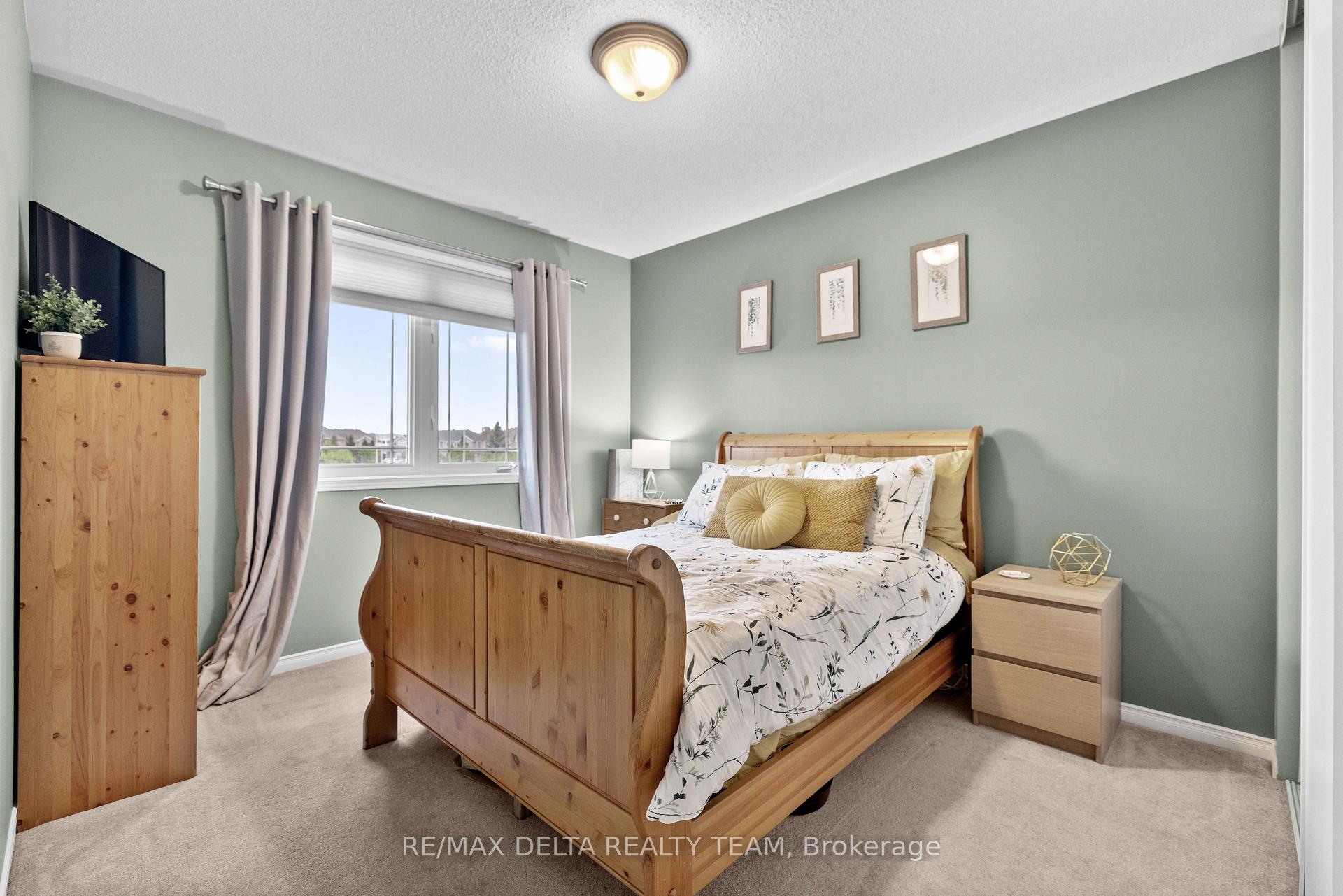 Photo 32 of 1521 Carronbridge Circle, Ottawa, Kanata - Emerald Meadows/Trailwest — HOMEH