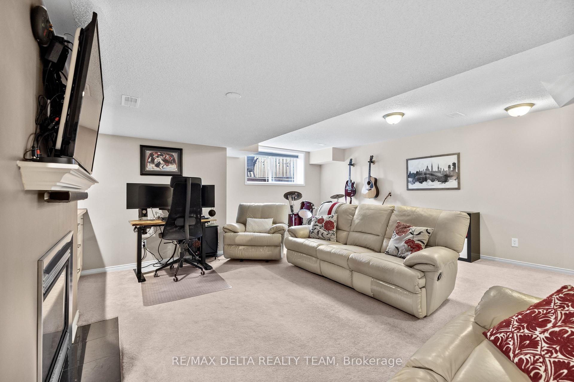 Photo 39 of 1521 Carronbridge Circle, Ottawa, Kanata - Emerald Meadows/Trailwest — HOMEH