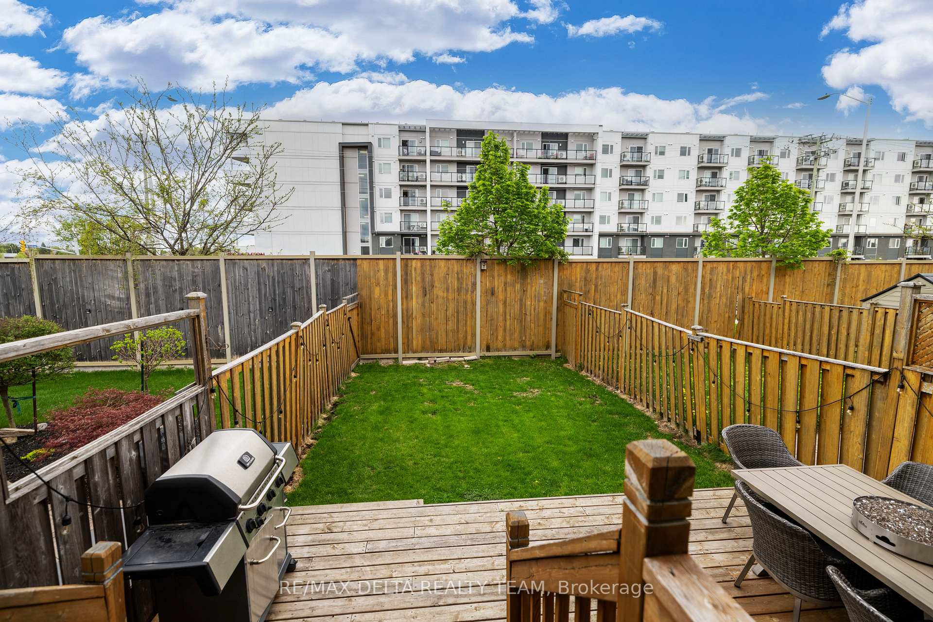 Photo 41 of 1521 Carronbridge Circle, Ottawa, Kanata - Emerald Meadows/Trailwest — HOMEH