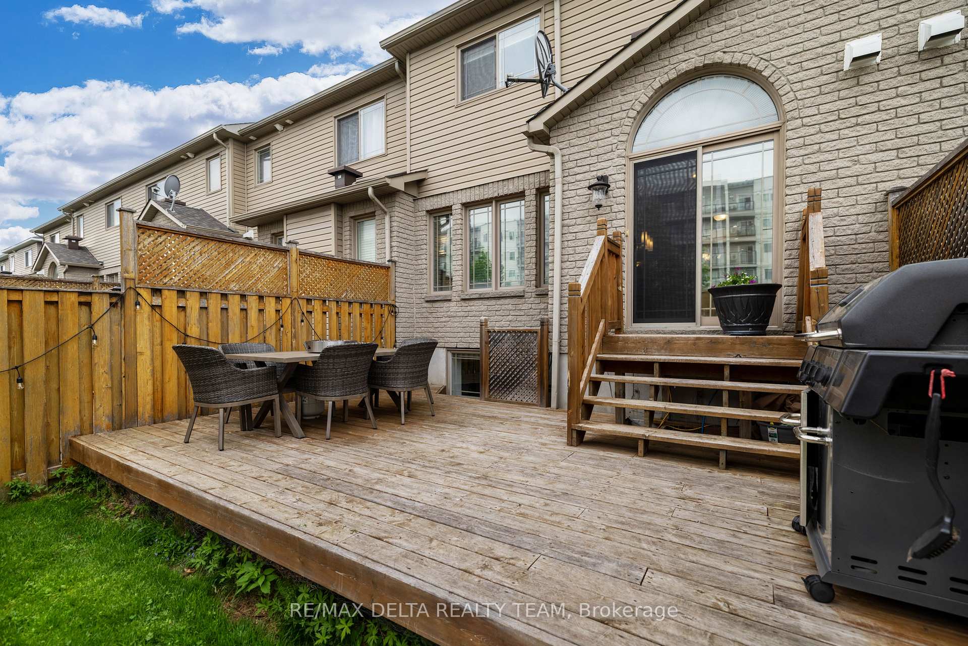 Photo 42 of 1521 Carronbridge Circle, Ottawa, Kanata - Emerald Meadows/Trailwest — HOMEH