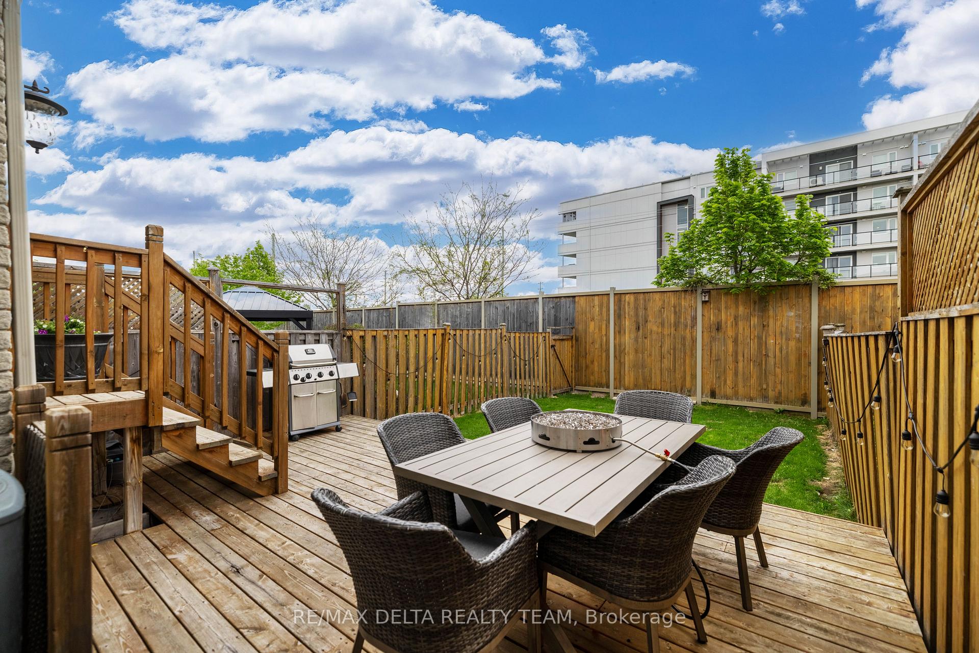 Photo 44 of 1521 Carronbridge Circle, Ottawa, Kanata - Emerald Meadows/Trailwest — HOMEH