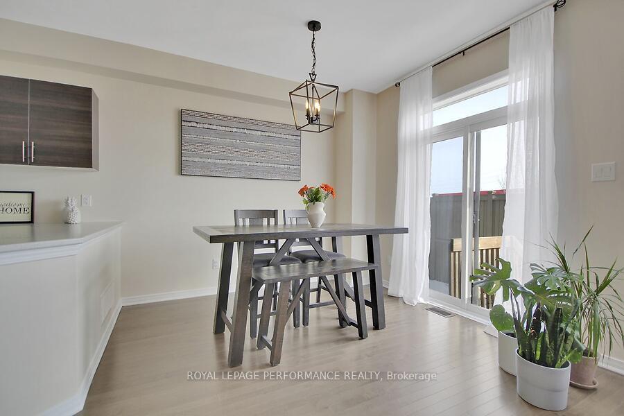 Photo 10 of 202 Don Brown Private, Ottawa, Kanata - Emerald Meadows/Trailwest — HOMEH