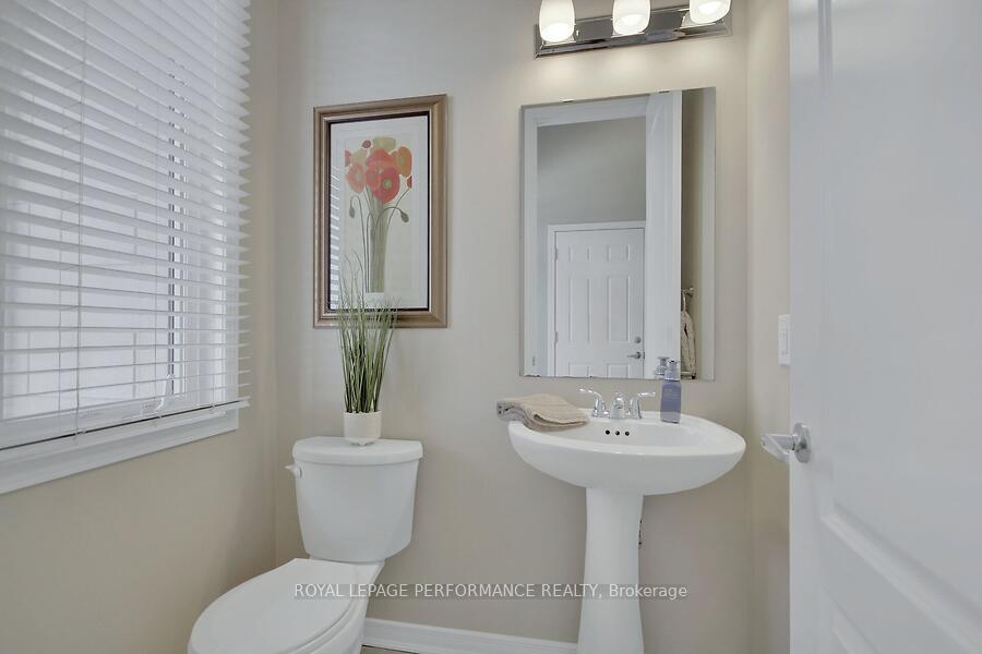 Photo 17 of 202 Don Brown Private, Ottawa, Kanata - Emerald Meadows/Trailwest — HOMEH