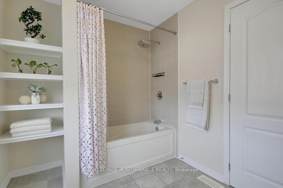 Photo 30 of 202 Don Brown Private, Ottawa, Kanata - Emerald Meadows/Trailwest — HOMEH
