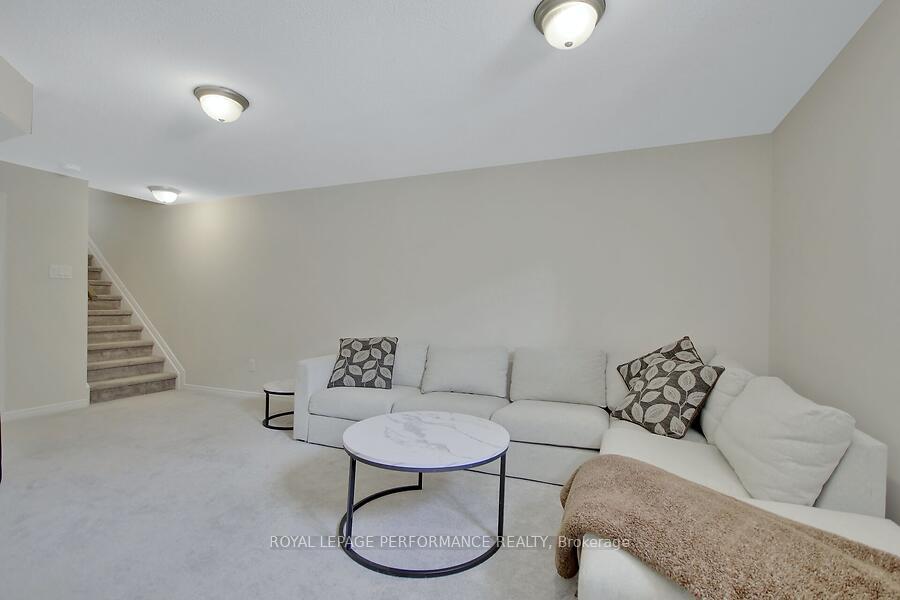 Photo 33 of 202 Don Brown Private, Ottawa, Kanata - Emerald Meadows/Trailwest — HOMEH