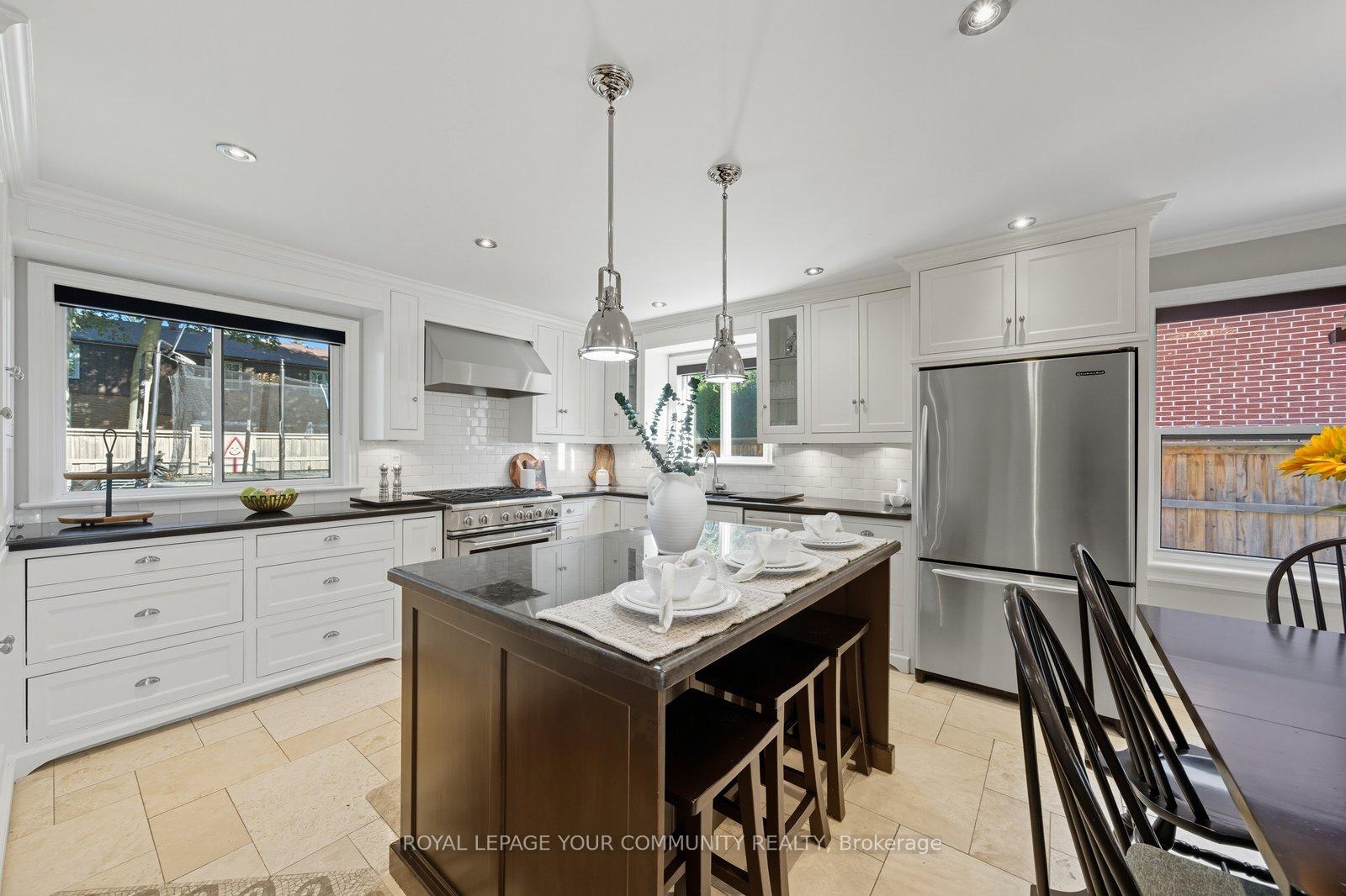 Photo 1 of 32 Ravengloss Drive, Markham, German Mills — HOMEH