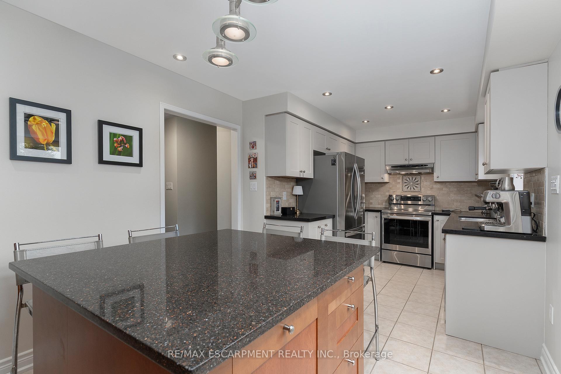 Photo 9 of 152 Waters Boulevard, Milton, Dempsey — HOMEH
