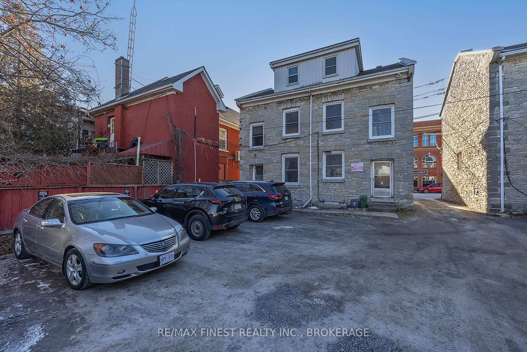 Photo 5 of 79-81 Queen Street, Kingston, East of Sir John A. Blvd — HOMEH