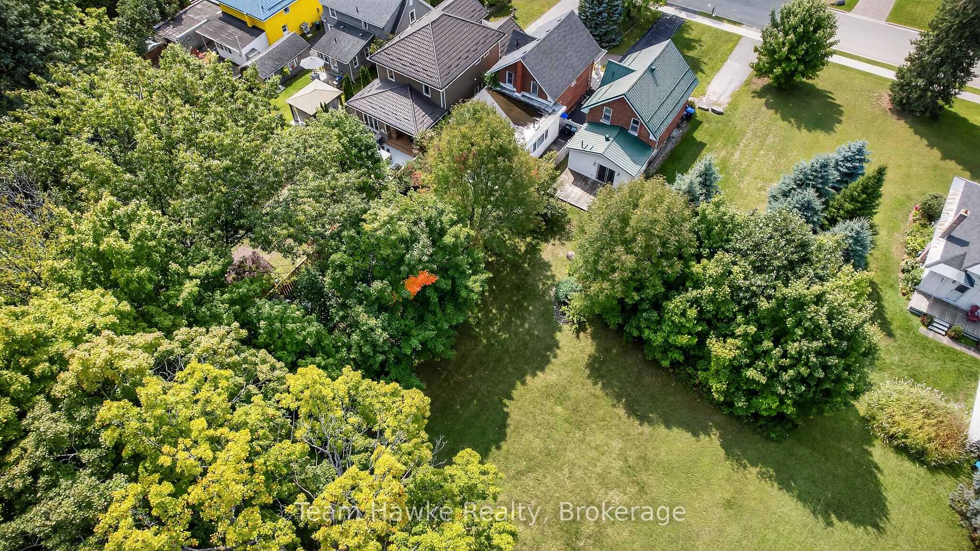 Photo 5 of 341 Fifth Street, Midland — HOMEH