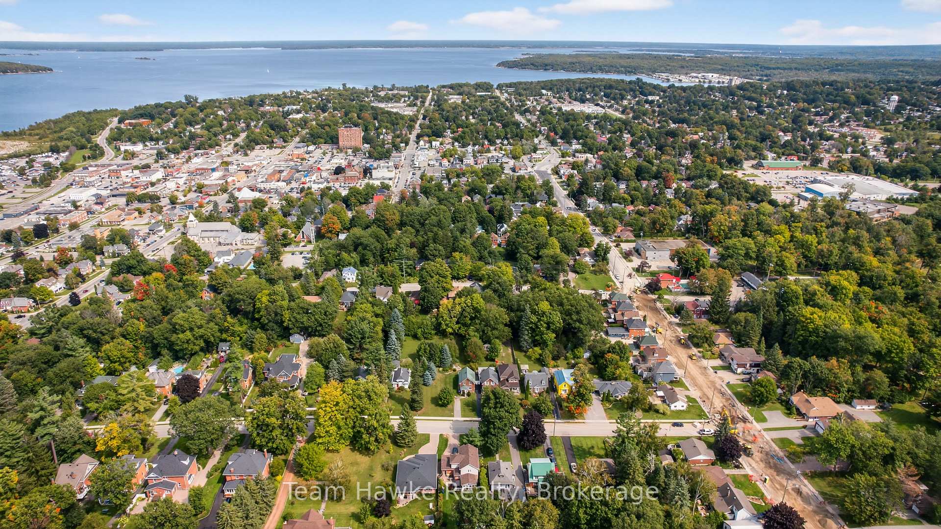 Photo 9 of 341 Fifth Street, Midland — HOMEH