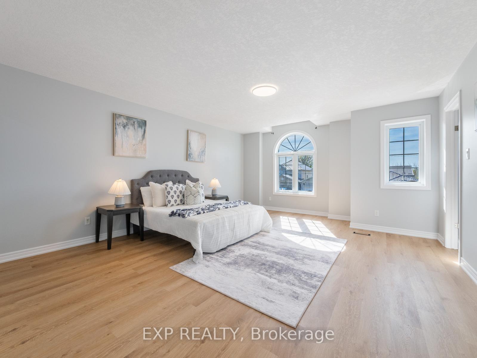 Photo 15 of 494 Doon S Drive, Kitchener, Doon South — HOMEH