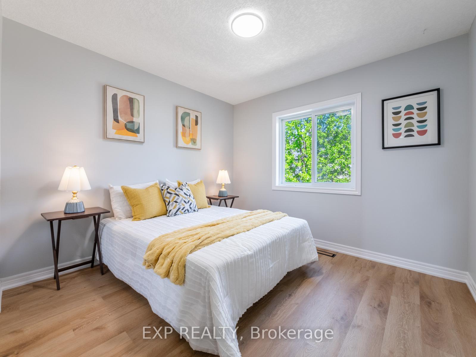 Photo 23 of 494 Doon S Drive, Kitchener, Doon South — HOMEH