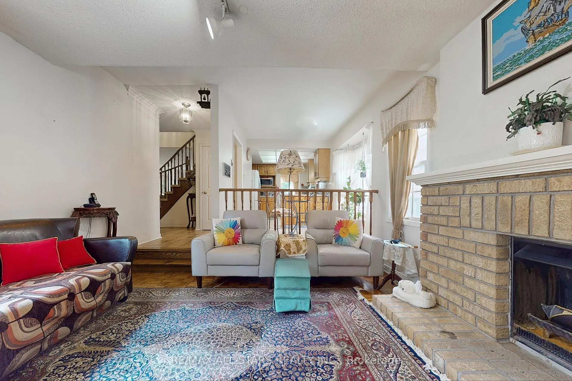 Photo 13 of 82 Waterbridge Lane, Markham, Unionville — HOMEH