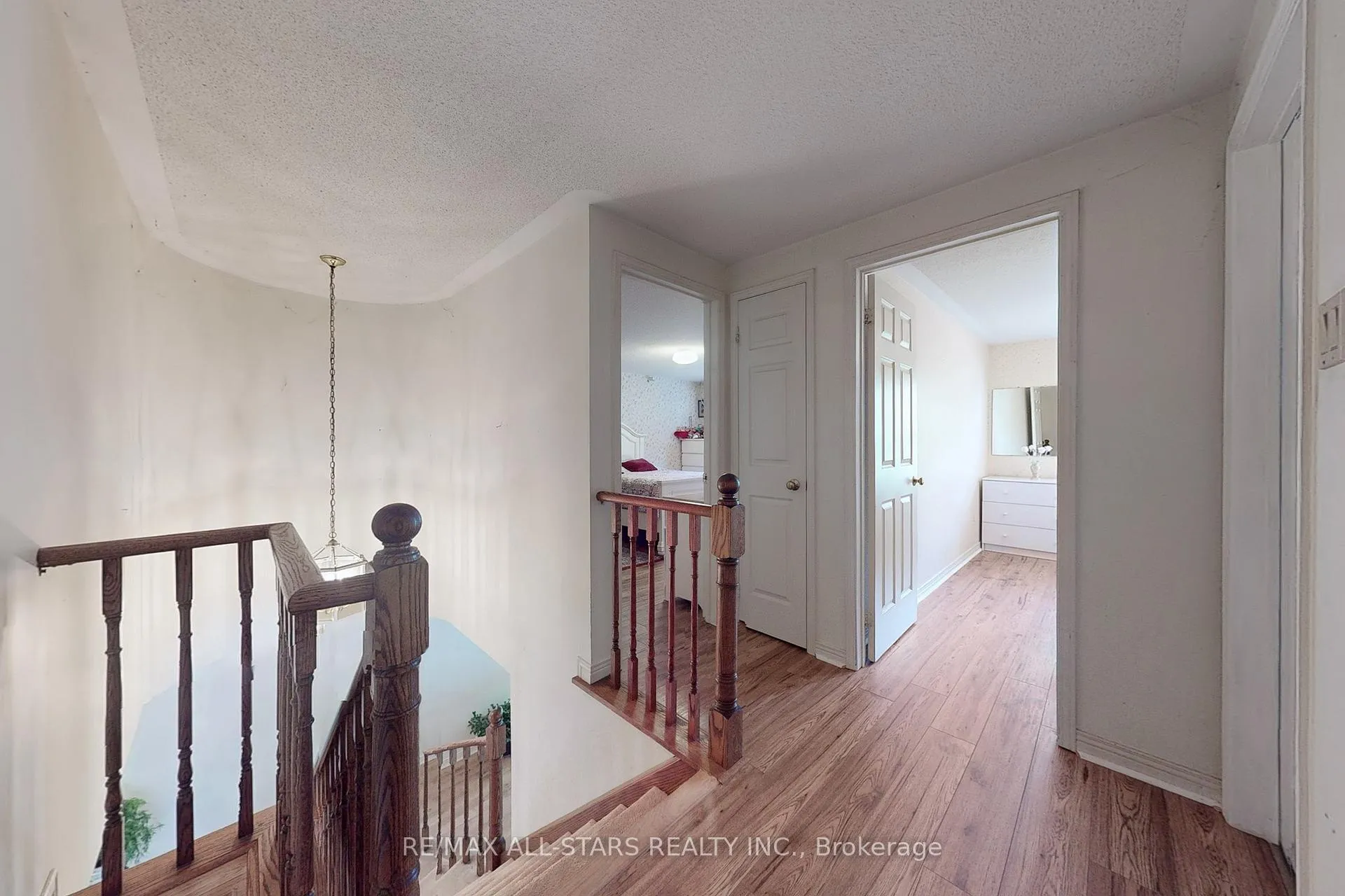 Photo 20 of 82 Waterbridge Lane, Markham, Unionville — HOMEH