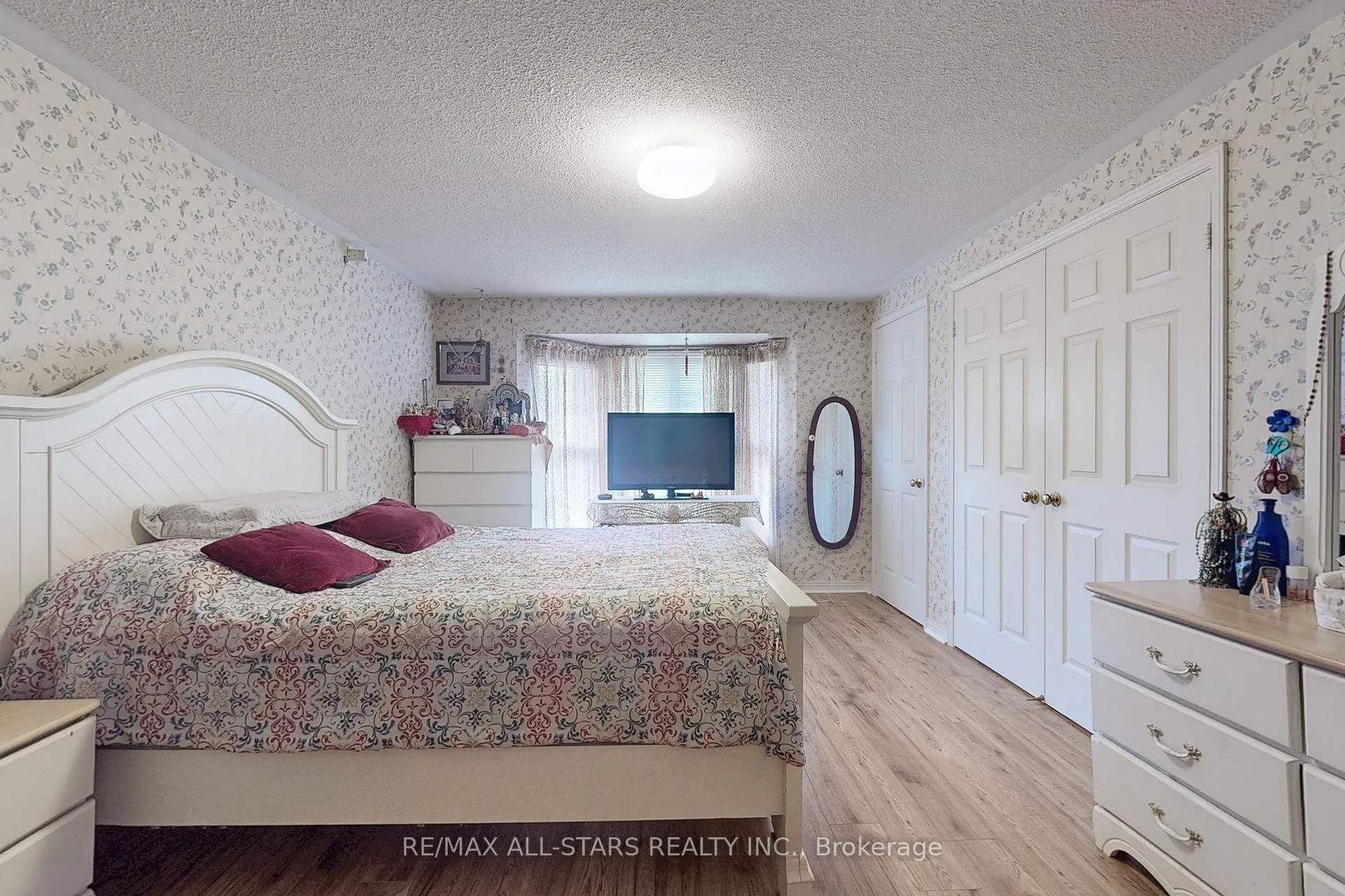 Photo 22 of 82 Waterbridge Lane, Markham, Unionville — HOMEH