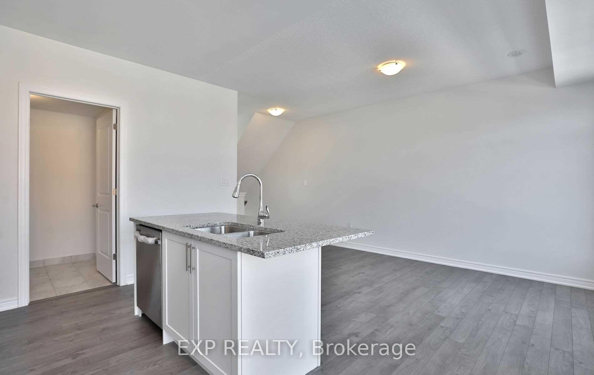 Photo 20 of 25 Canoe Lane, Hamilton, Vincent — HOMEH