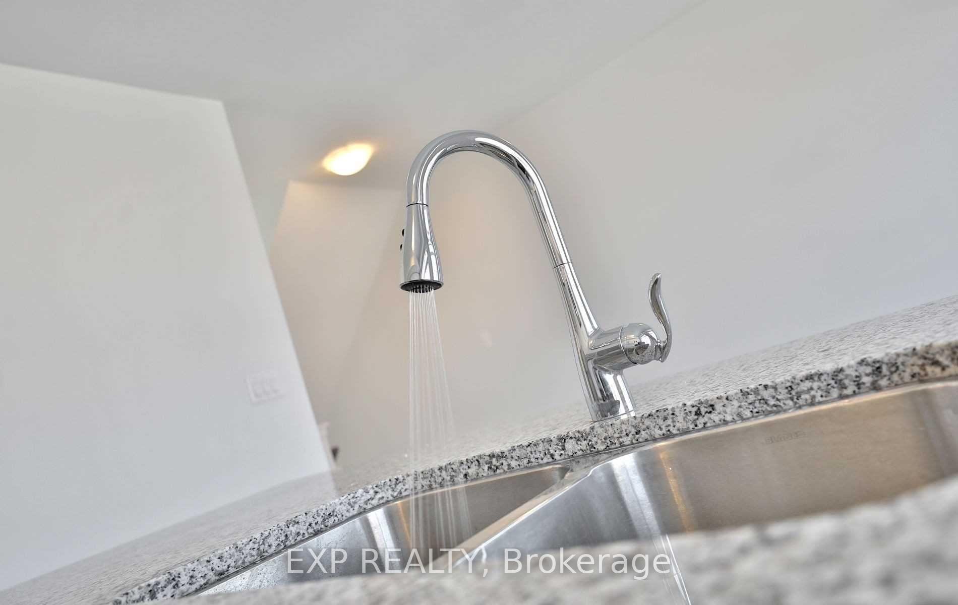 Photo 21 of 25 Canoe Lane, Hamilton, Vincent — HOMEH