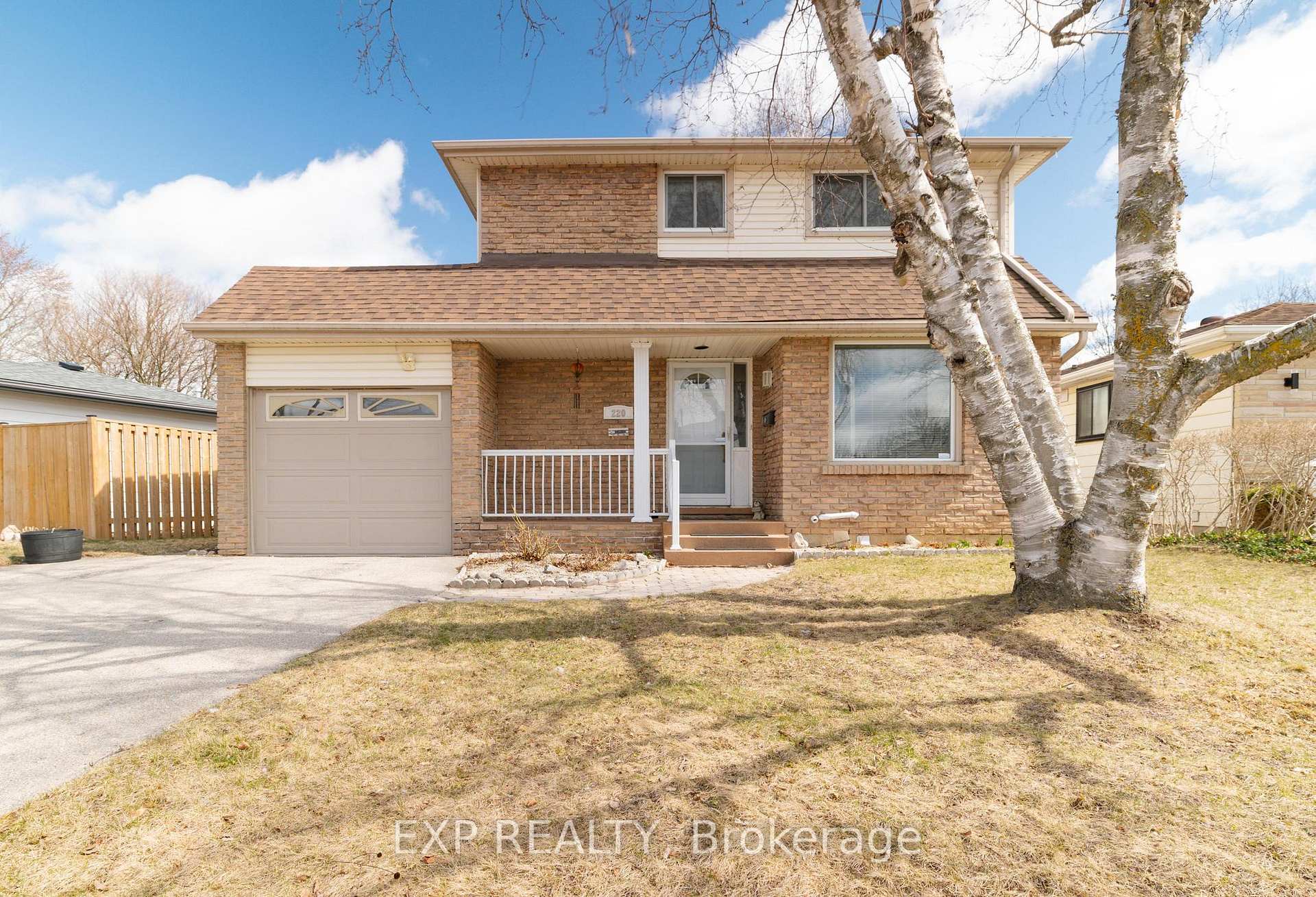 Photo 1 of 220 Cedarwoods Crescent, Kitchener — HOMEH