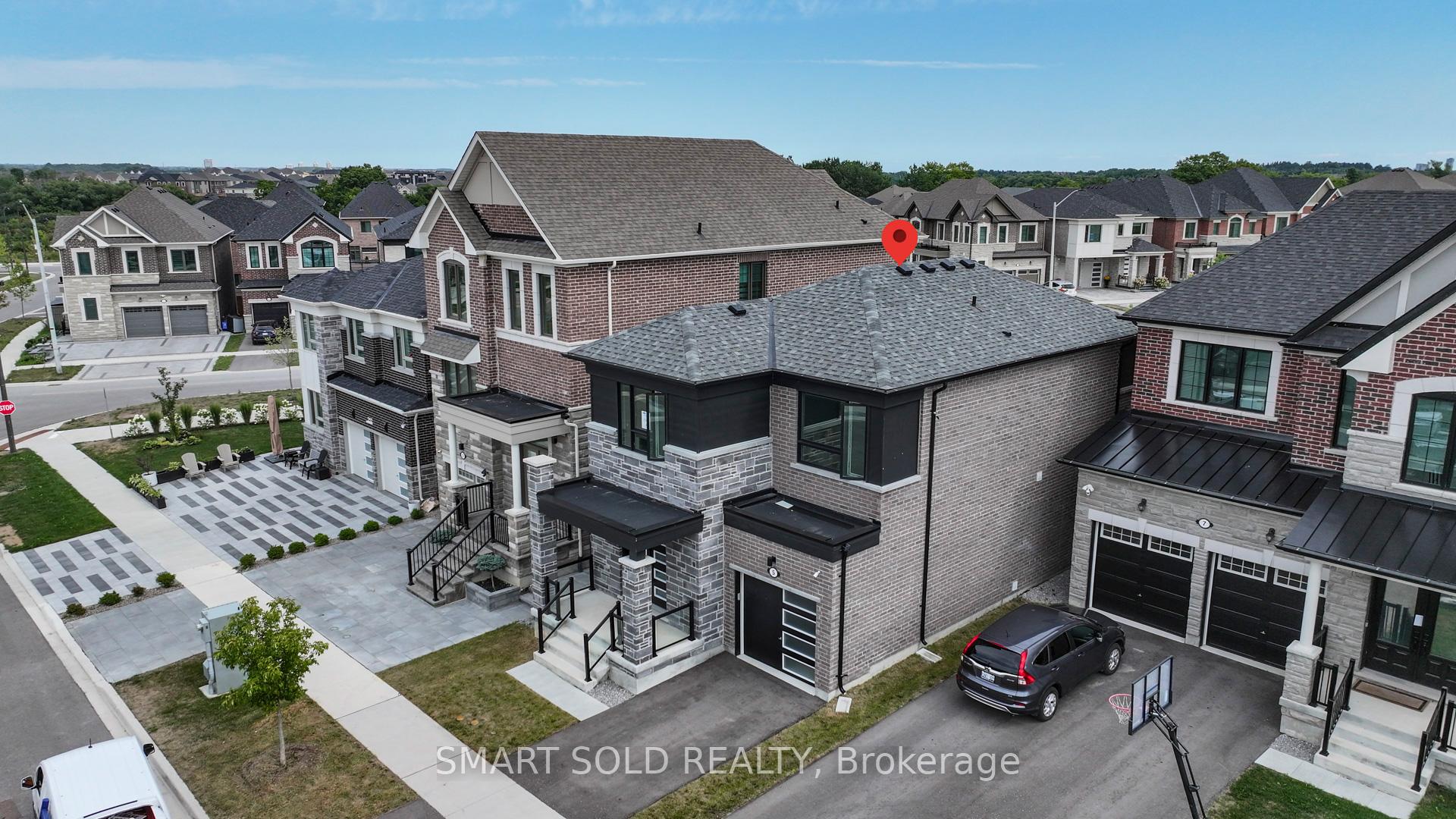 Front of 5 Erin Ridge Court