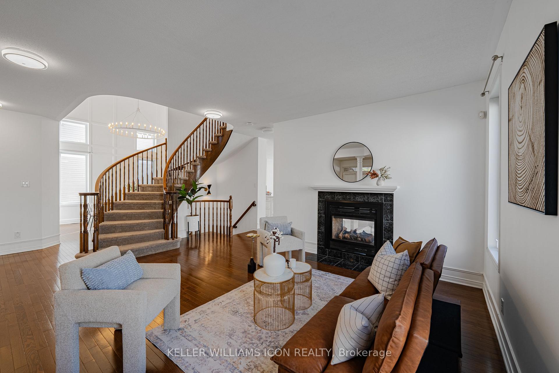Photo 8 of 56 Glenrill Place, Ottawa, Kanata - Emerald Meadows/Trailwest — HOMEH