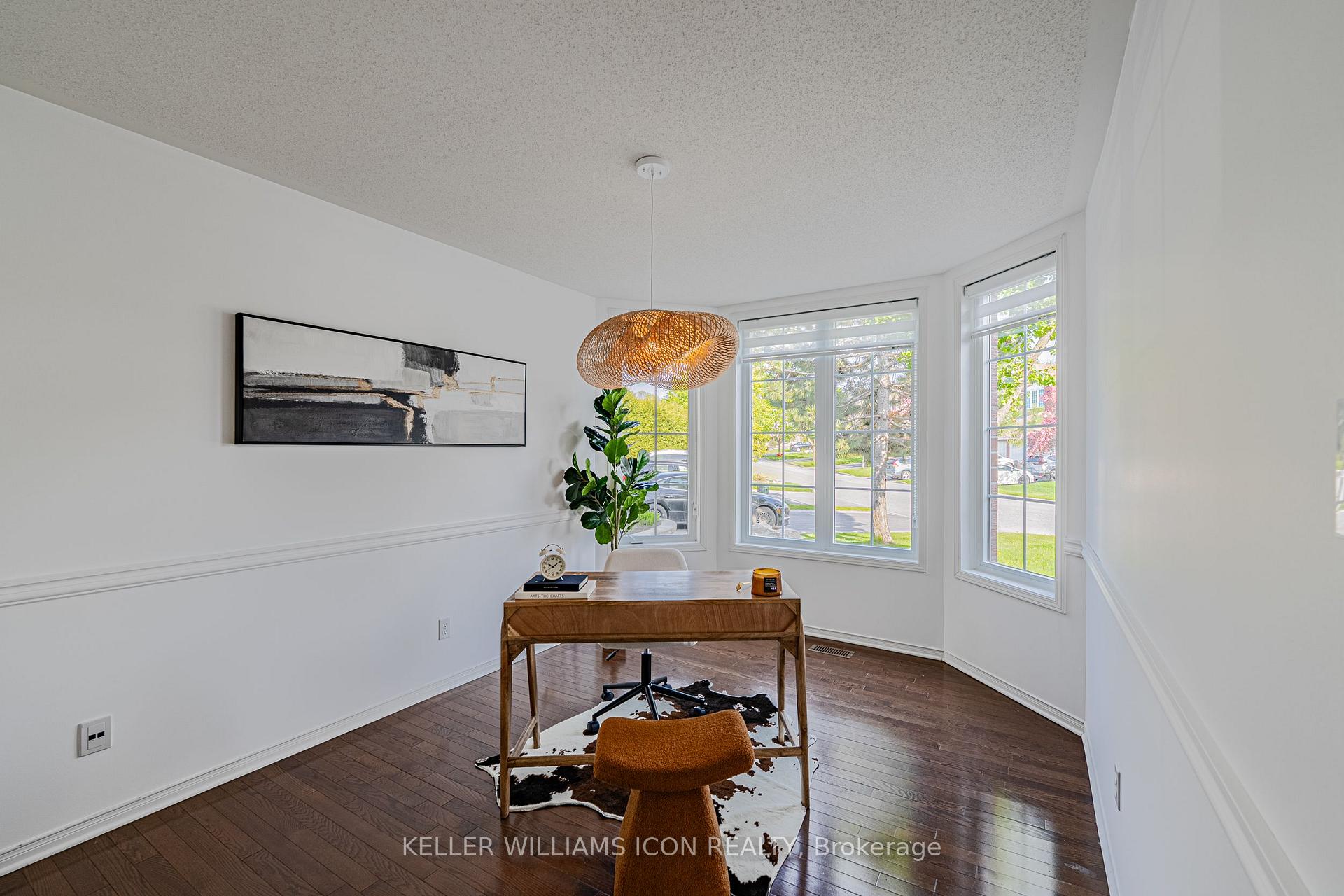 Photo 10 of 56 Glenrill Place, Ottawa, Kanata - Emerald Meadows/Trailwest — HOMEH