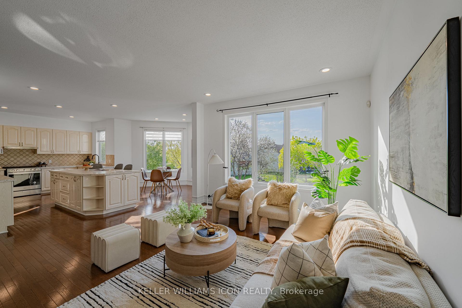 Photo 15 of 56 Glenrill Place, Ottawa, Kanata - Emerald Meadows/Trailwest — HOMEH