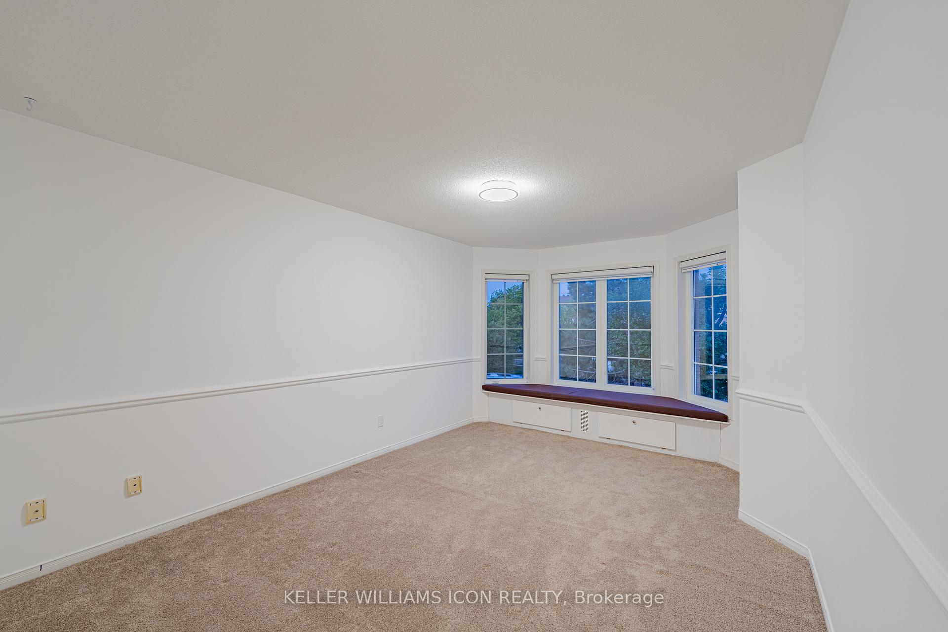 Photo 30 of 56 Glenrill Place, Ottawa, Kanata - Emerald Meadows/Trailwest — HOMEH