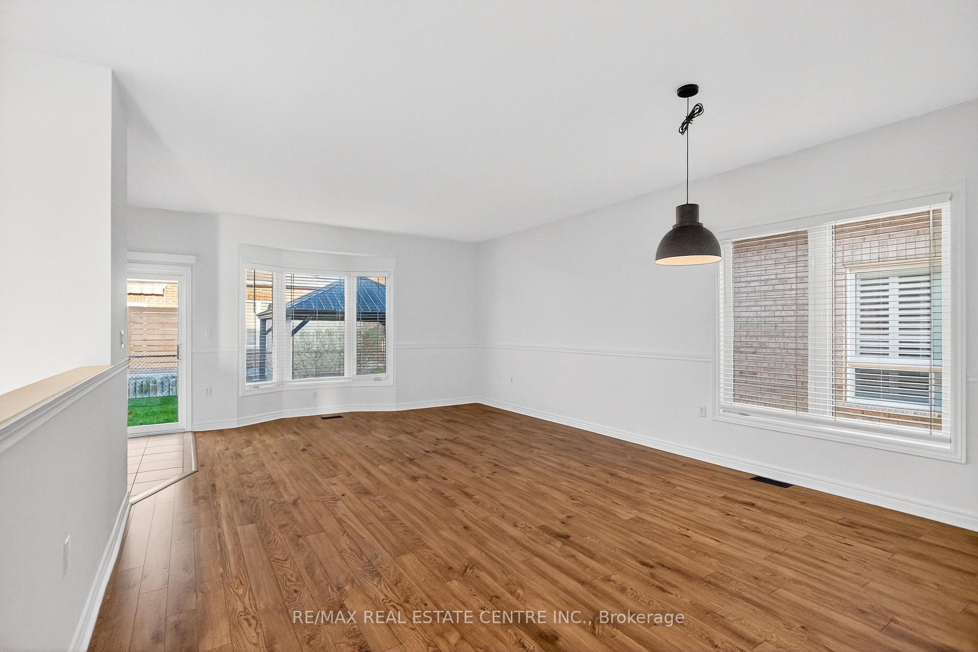 Photo 5 of 253 Malick Street, Milton, Timberlea — HOMEH