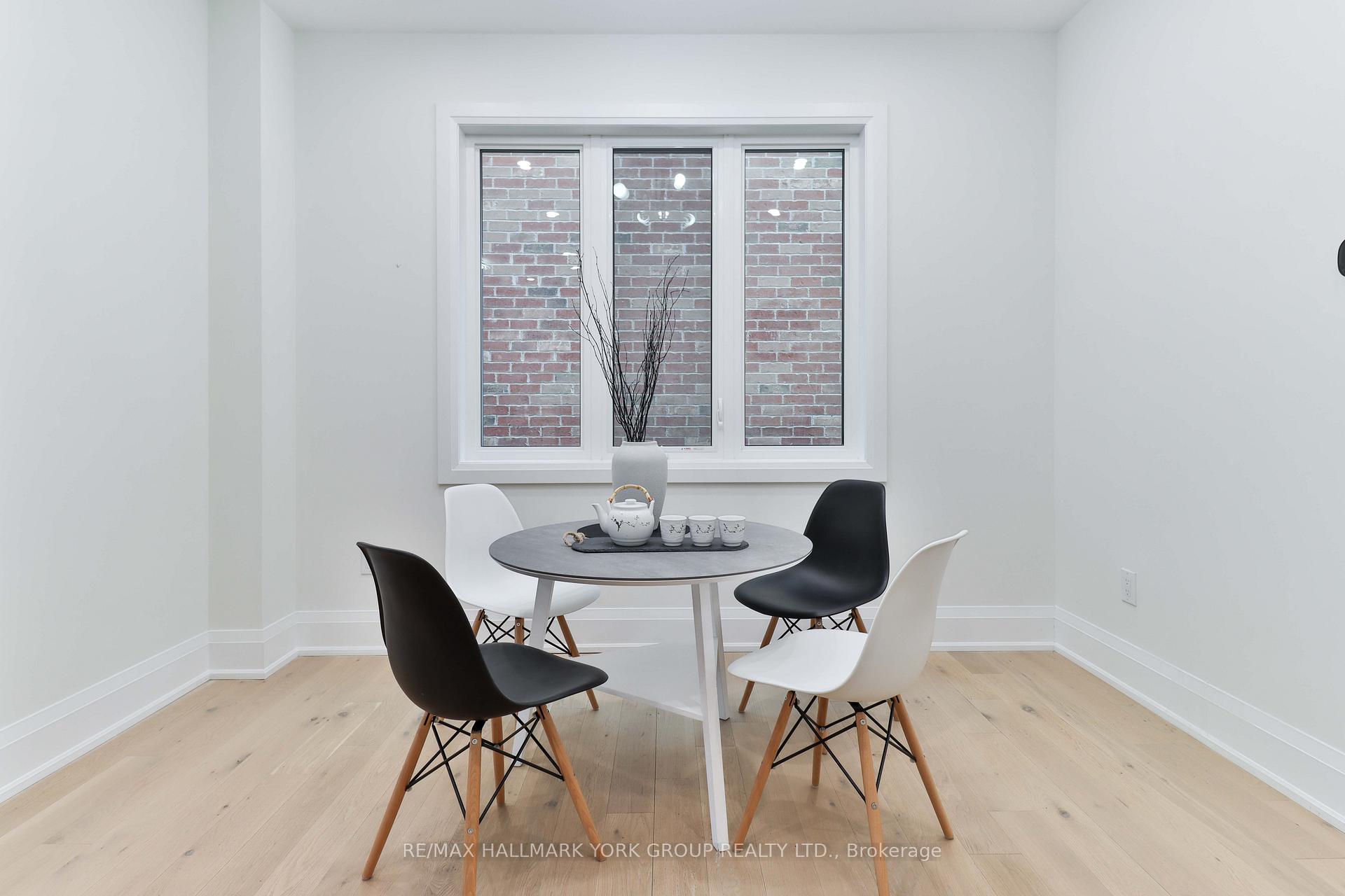 Photo 4 of 249 Beaverbrae Drive, Markham, Victoria Square — HOMEH