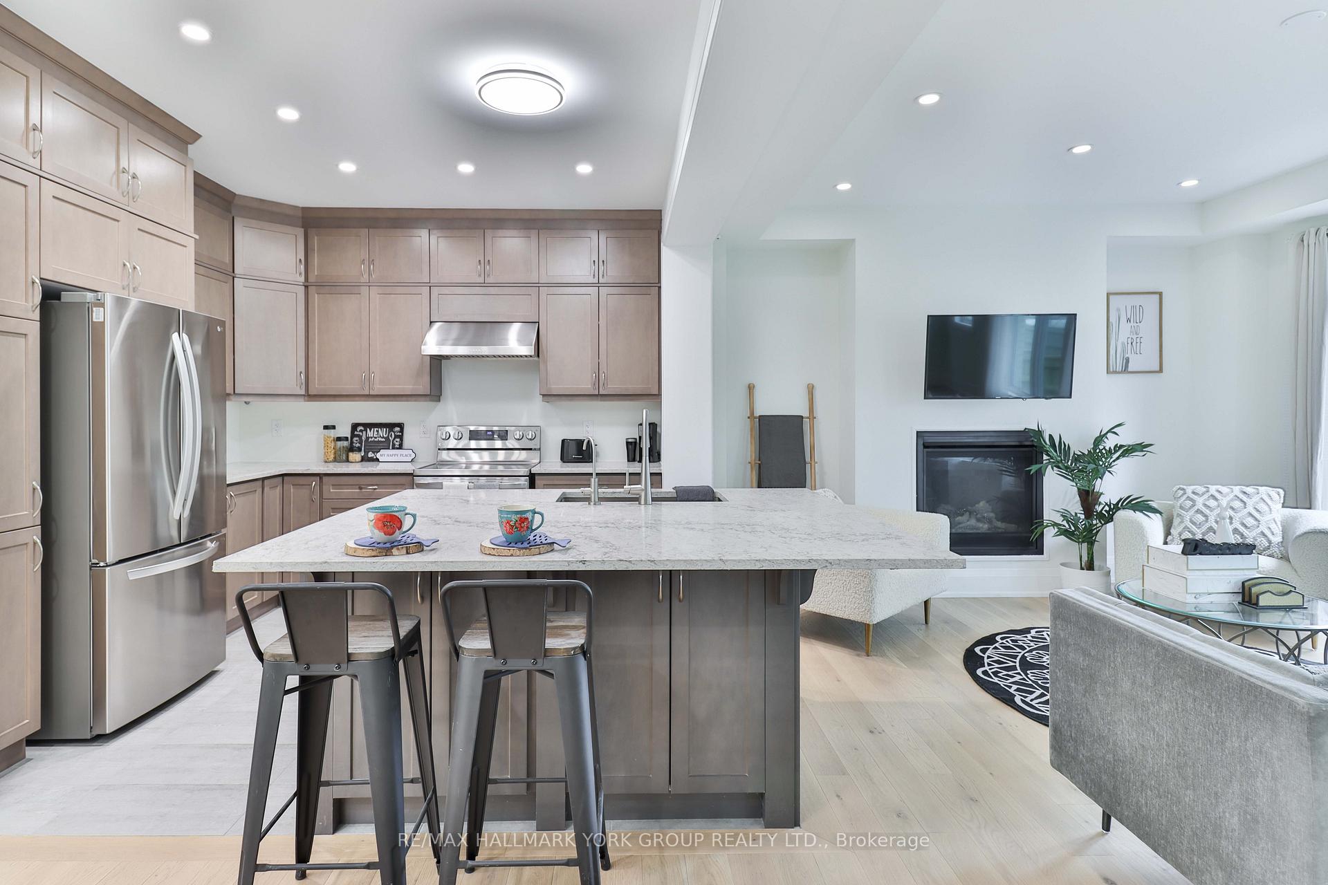 Photo 5 of 249 Beaverbrae Drive, Markham, Victoria Square — HOMEH