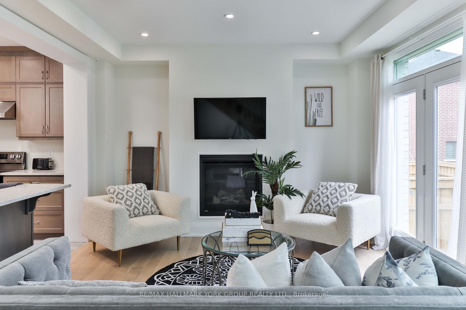 Photo 9 of 249 Beaverbrae Drive, Markham, Victoria Square — HOMEH