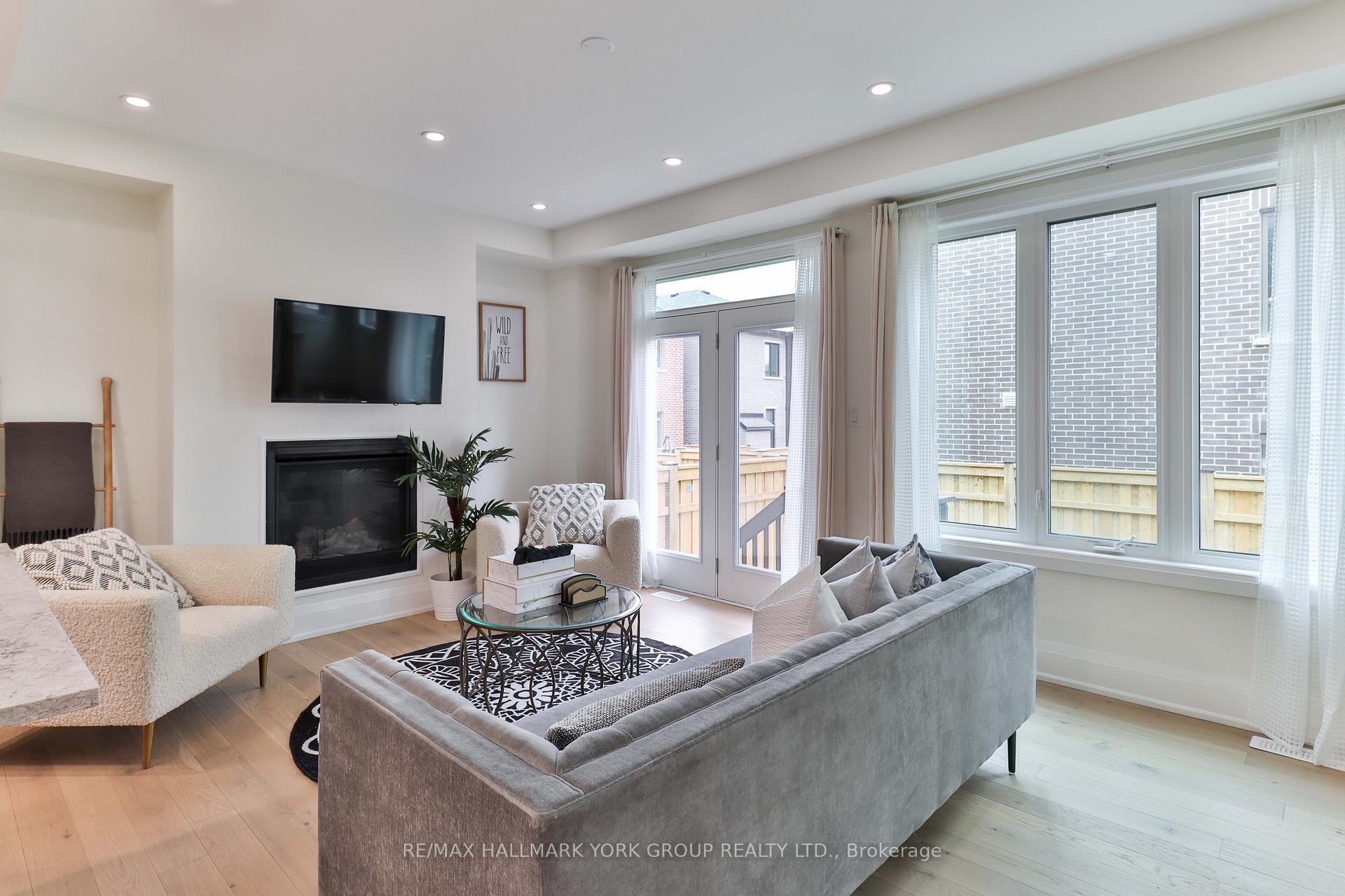 Photo 10 of 249 Beaverbrae Drive, Markham, Victoria Square — HOMEH