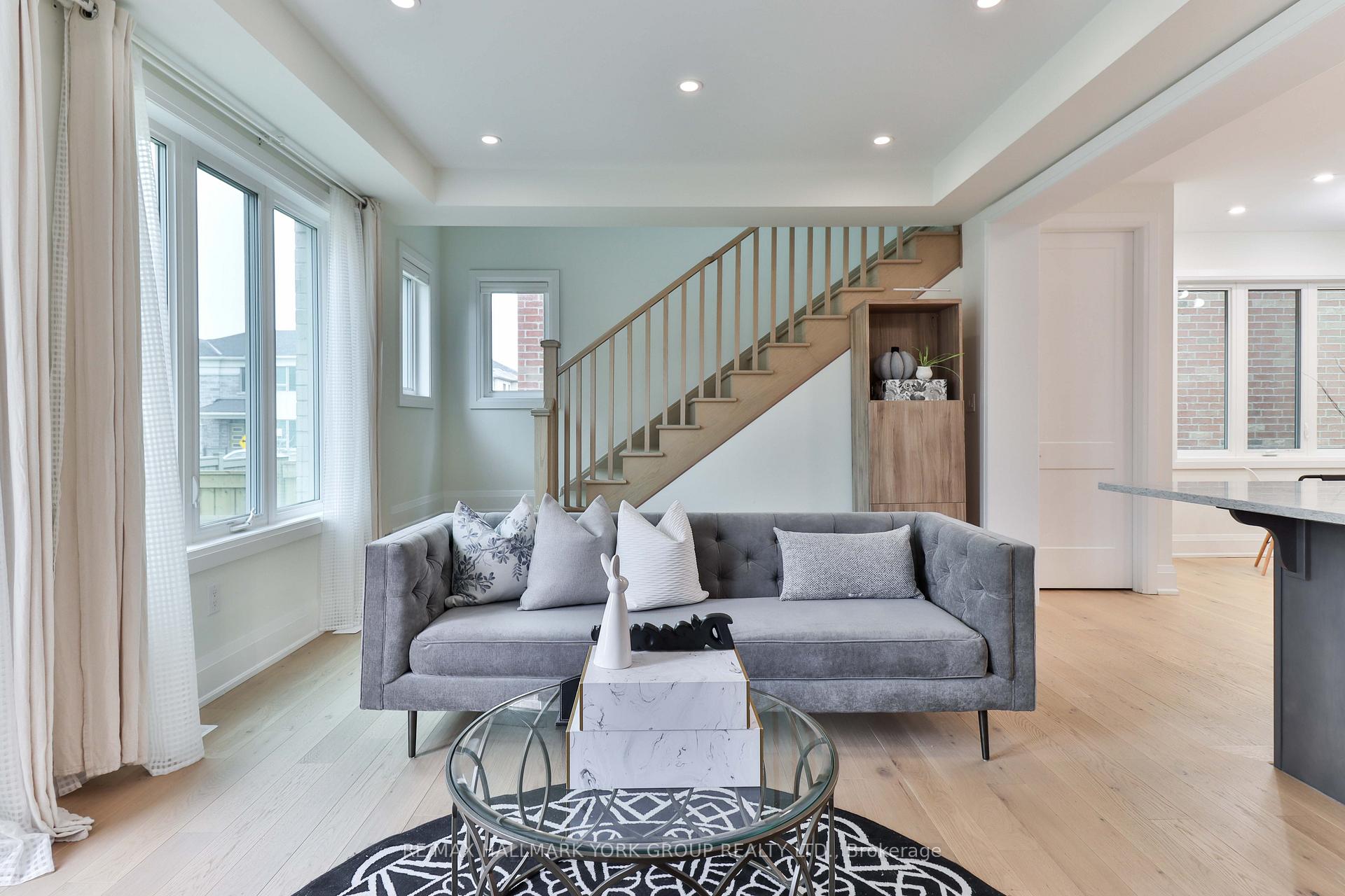 Photo 13 of 249 Beaverbrae Drive, Markham, Victoria Square — HOMEH