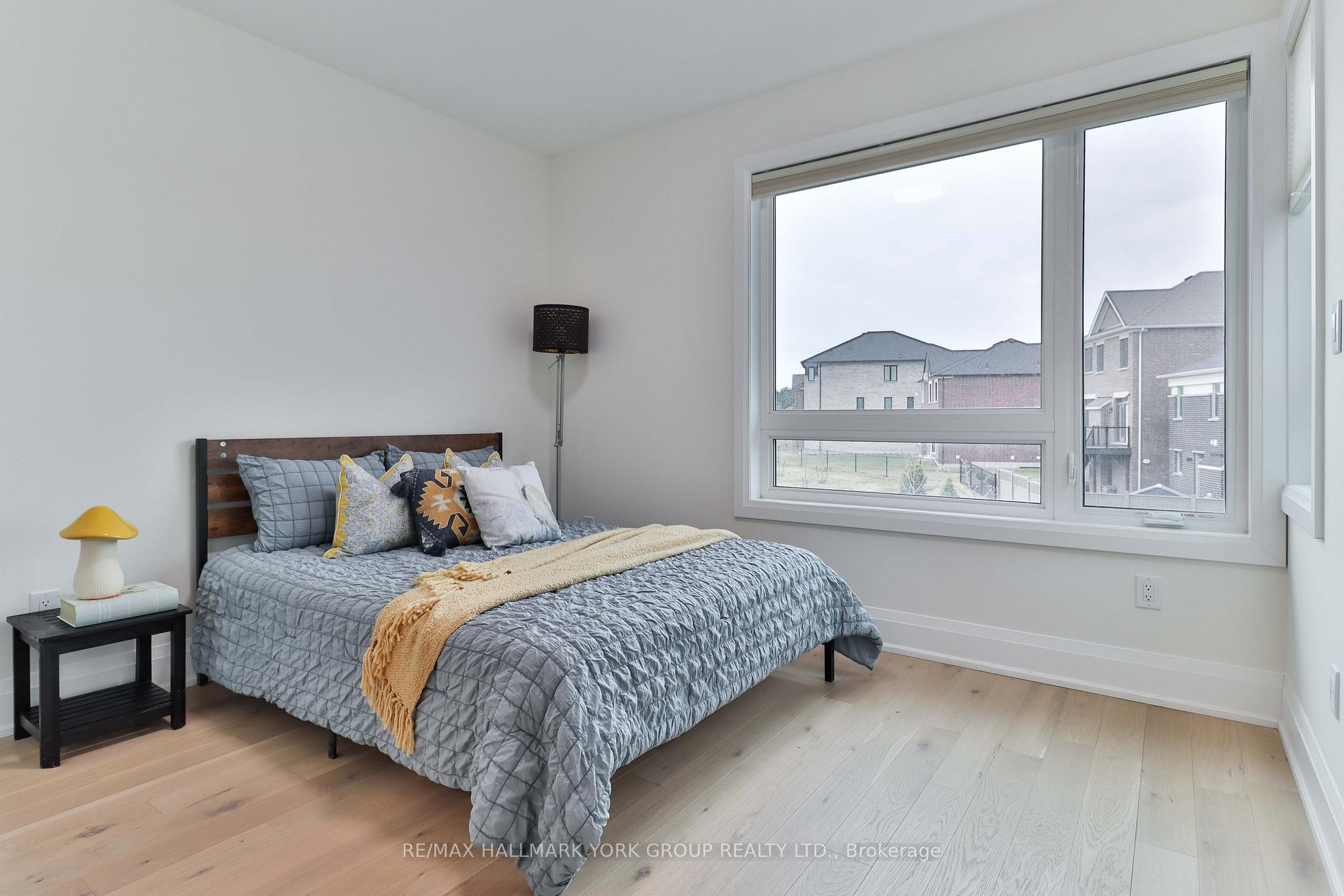Photo 19 of 249 Beaverbrae Drive, Markham, Victoria Square — HOMEH