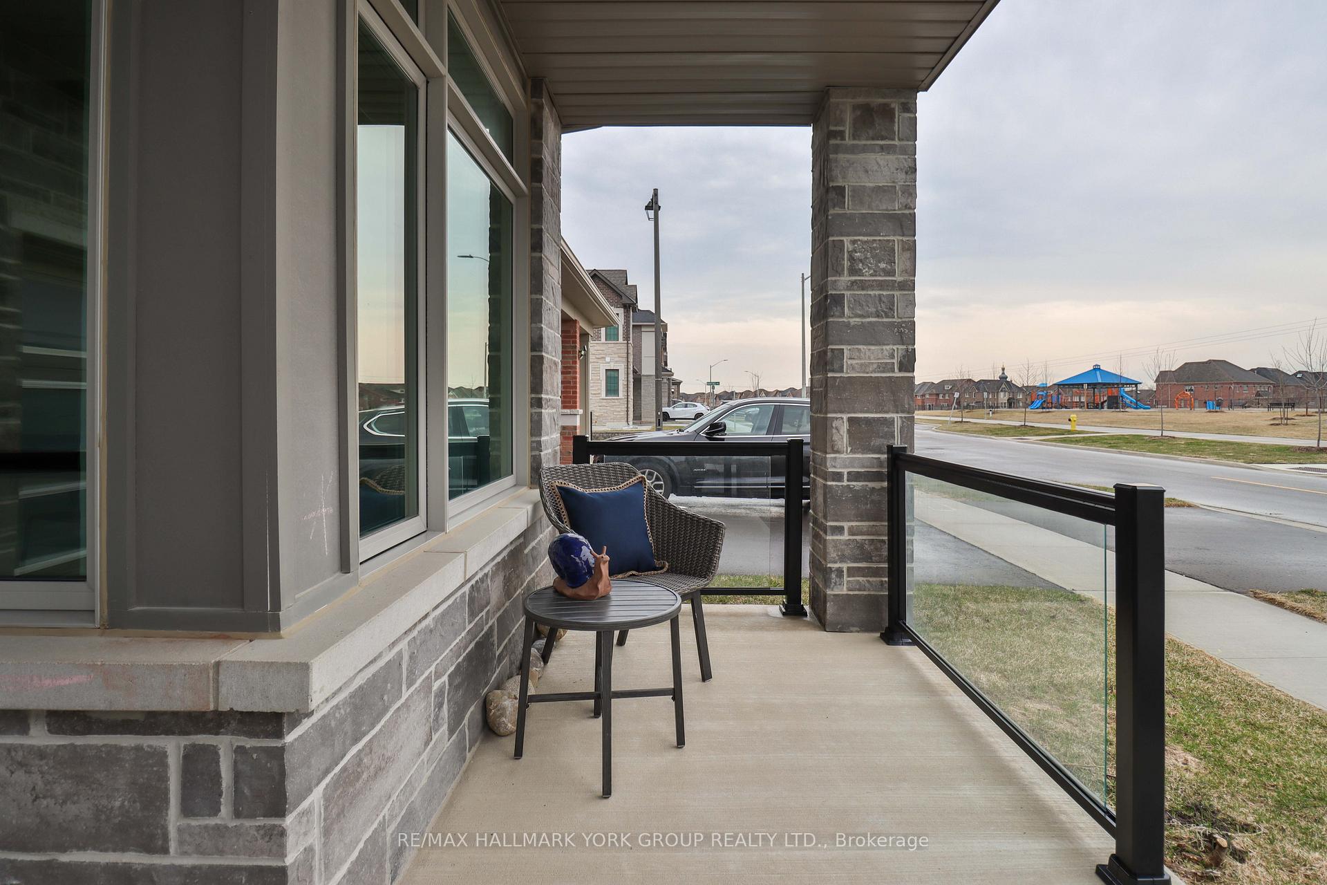 Photo 30 of 249 Beaverbrae Drive, Markham, Victoria Square — HOMEH