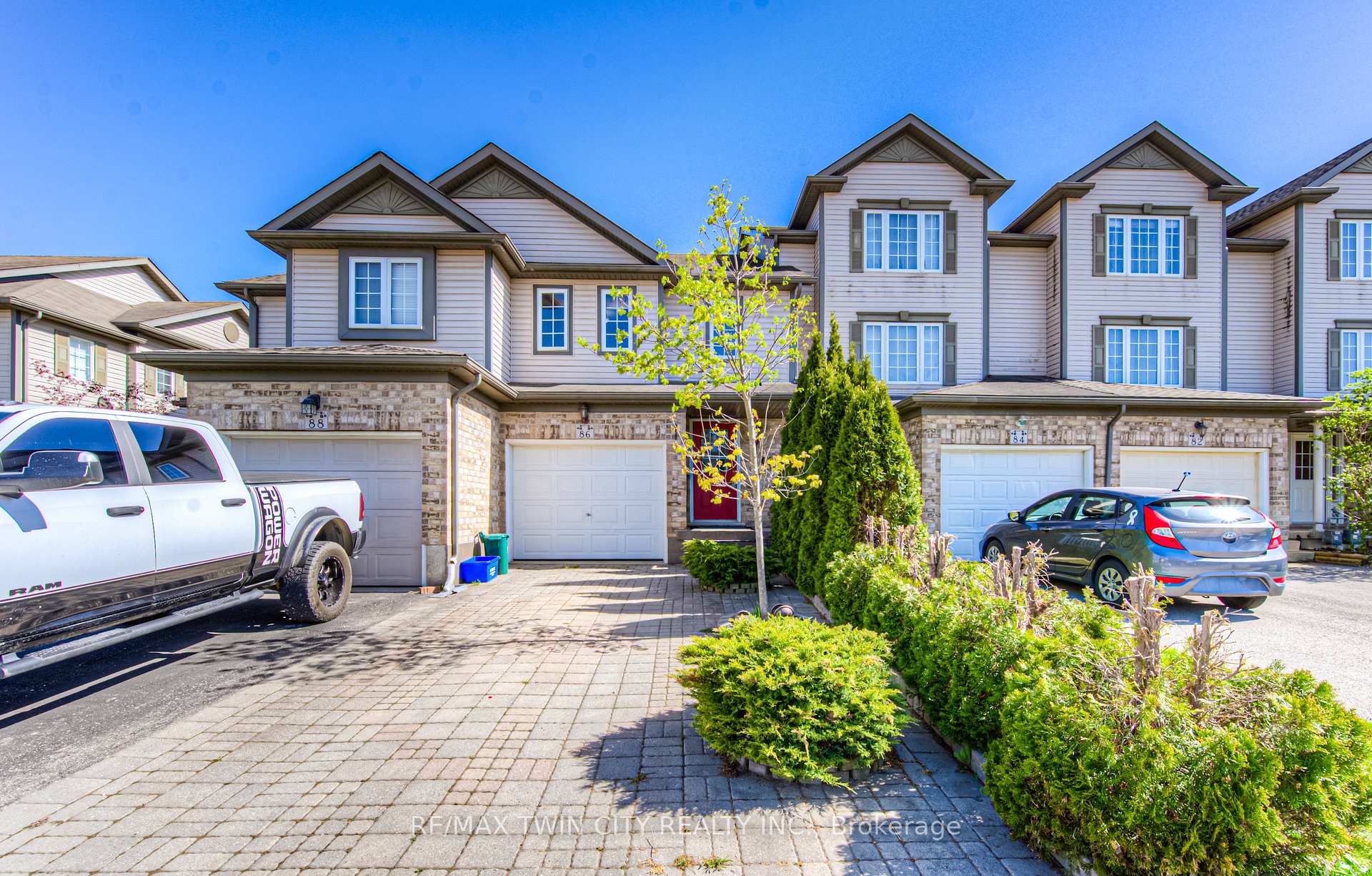 Photo 1 of 86 Rochefort Street, Kitchener — HOMEH