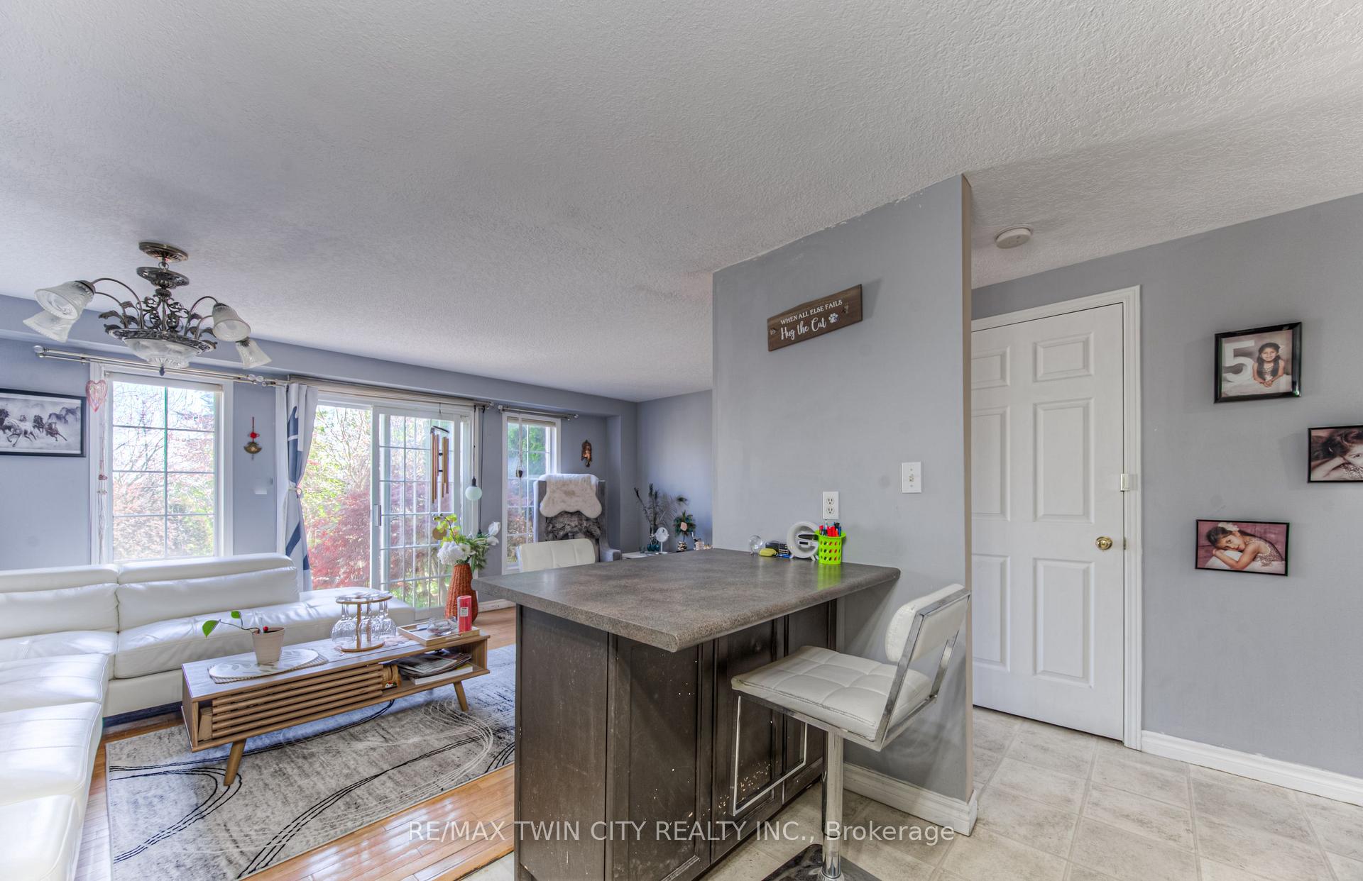 Photo 6 of 86 Rochefort Street, Kitchener — HOMEH
