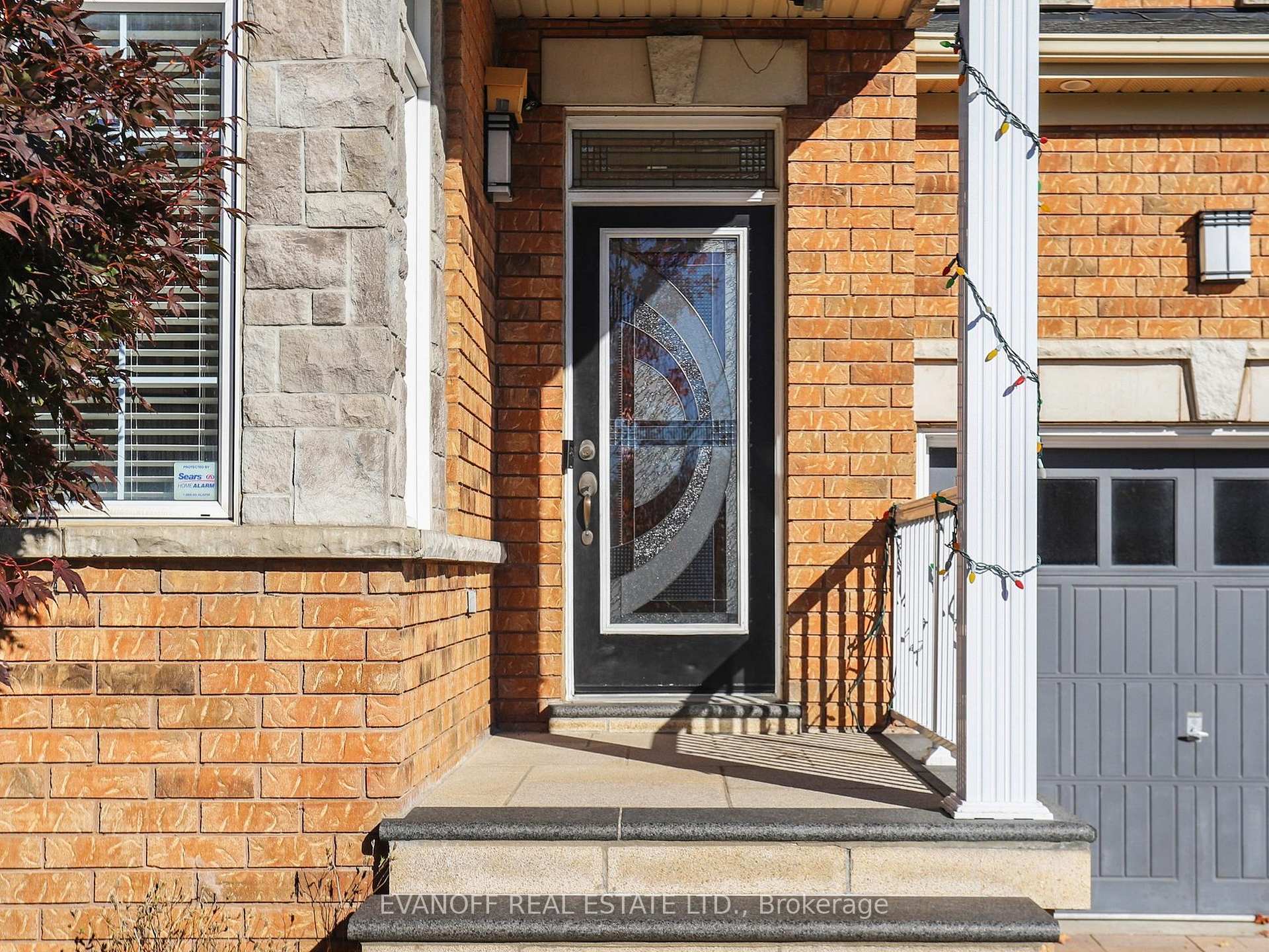 Photo 3 of 104 Rizal Avenue, Markham, Box Grove — HOMEH