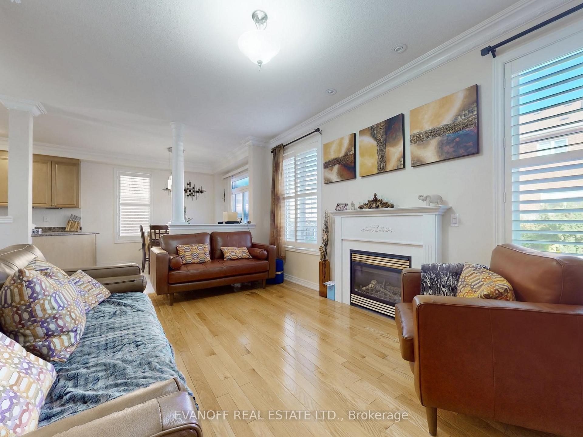 Photo 8 of 104 Rizal Avenue, Markham, Box Grove — HOMEH