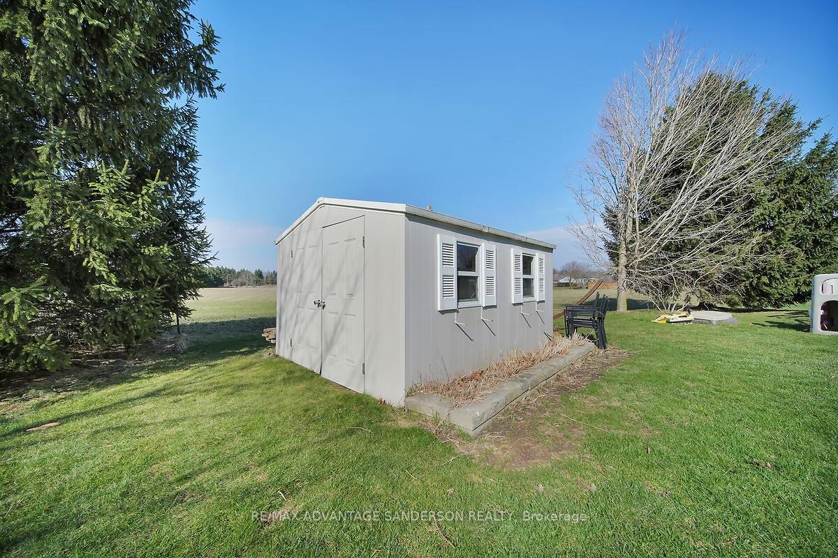 Photo 47 of 129 Martin Road, Middlesex Centre, Delaware Town — HOMEH