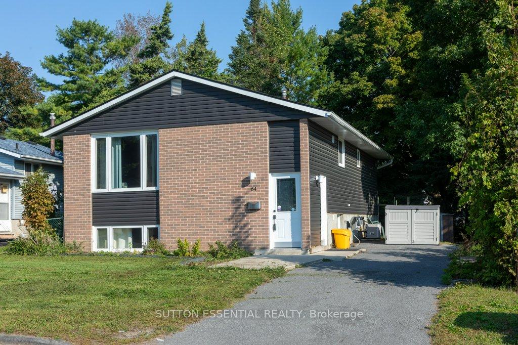 Photo 3 of 64 Woodstone Crescent, Kingston, Central City West — HOMEH