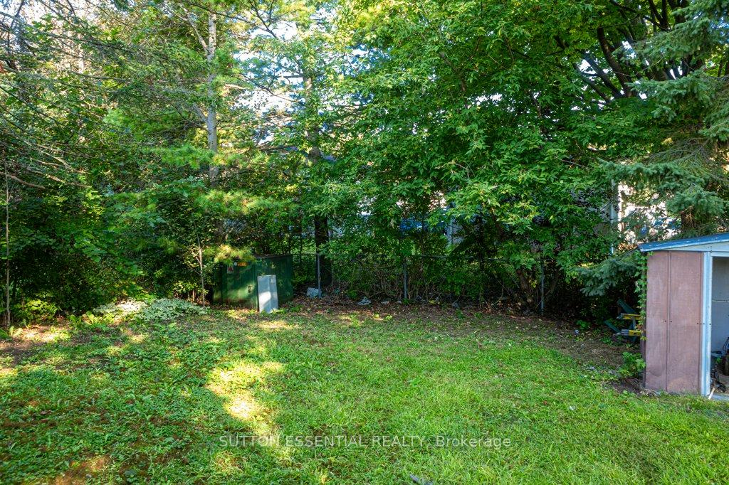 Photo 22 of 64 Woodstone Crescent, Kingston, Central City West — HOMEH