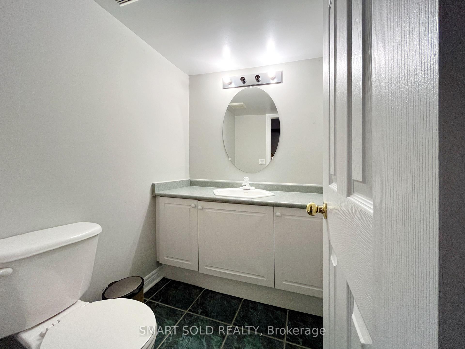 Photo 20 of 16 Crispin Court, Markham, Buttonville — HOMEH