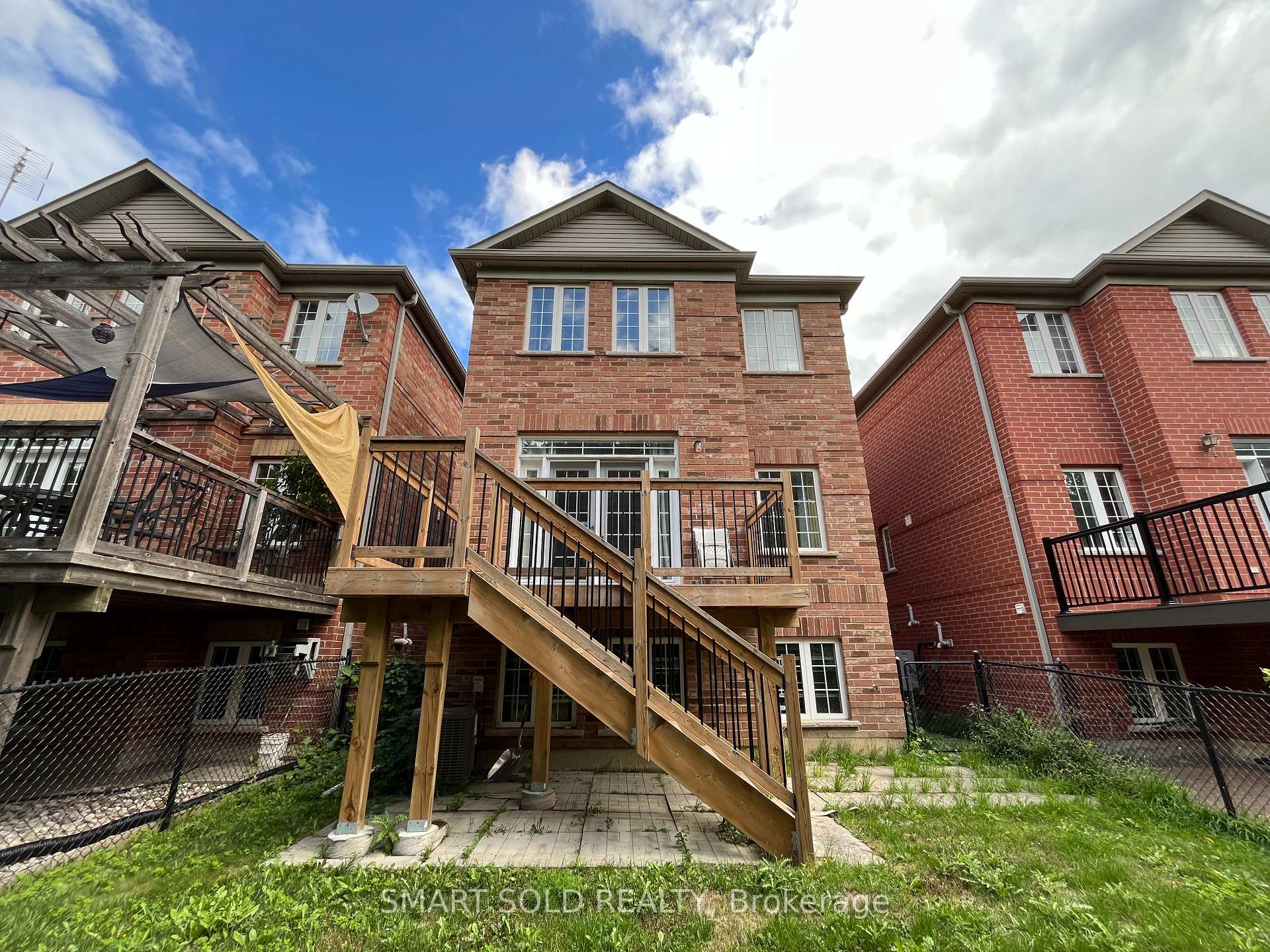 Photo 22 of 16 Crispin Court, Markham, Buttonville — HOMEH